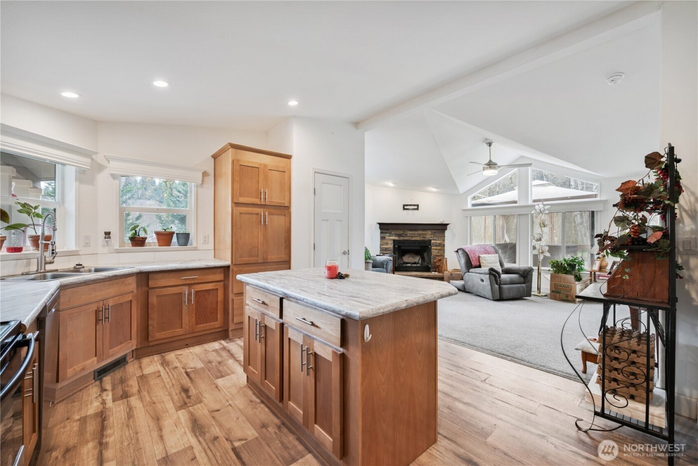 1955 Abernathy Creek Road , Longview, WA 98632