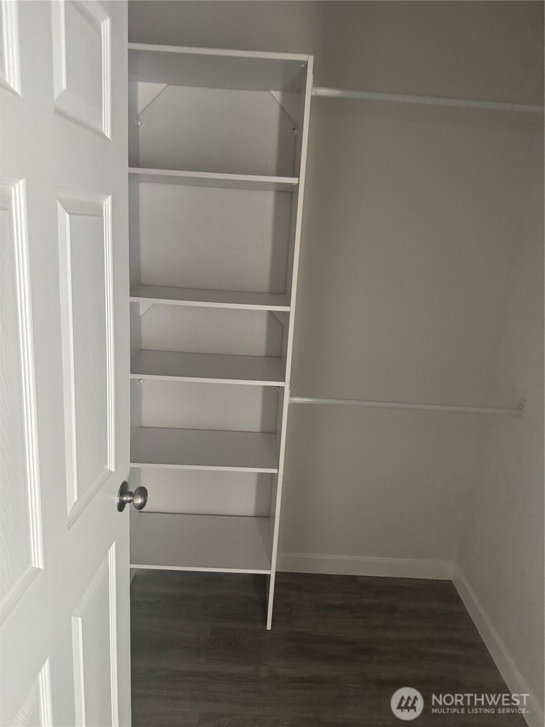 636 Park Street , Shelton, WA 98584