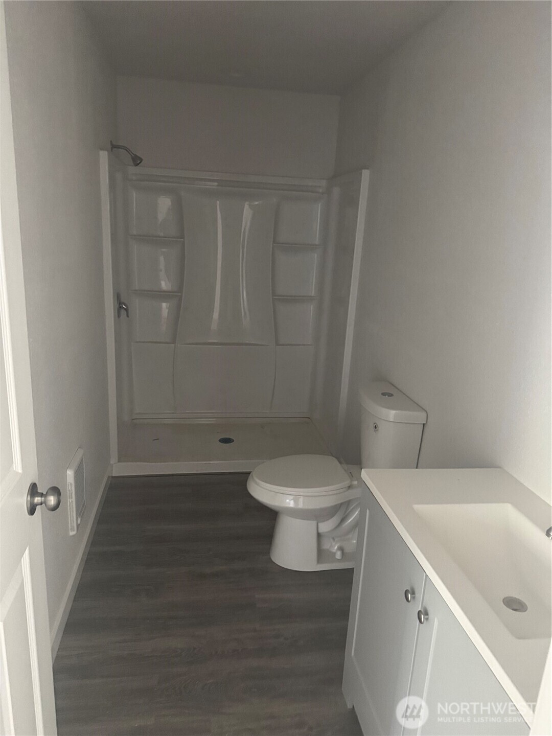 636 Park Street , Shelton, WA 98584