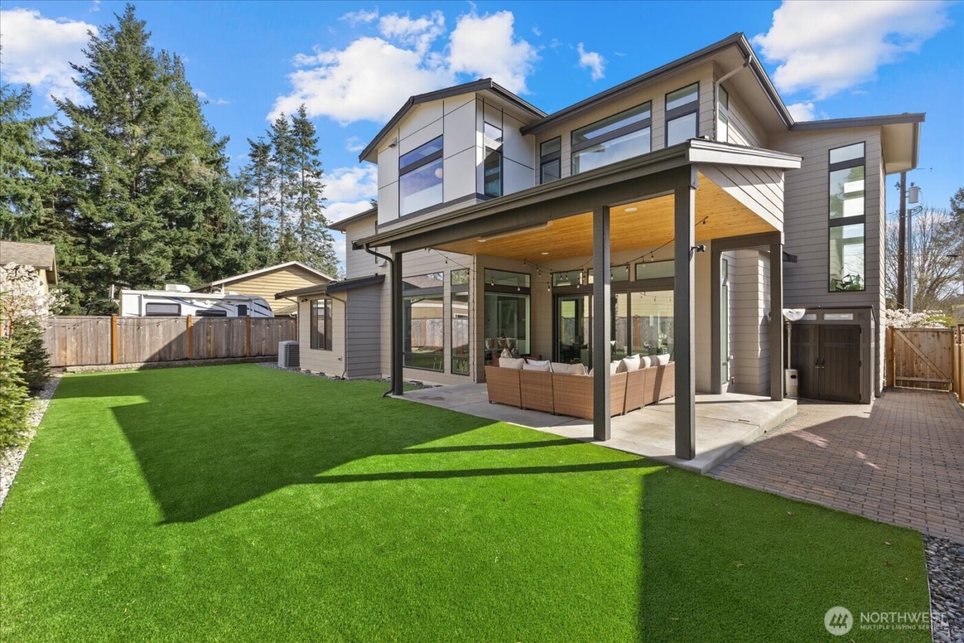 13038 NE 102nd Place , Kirkland, WA 98033