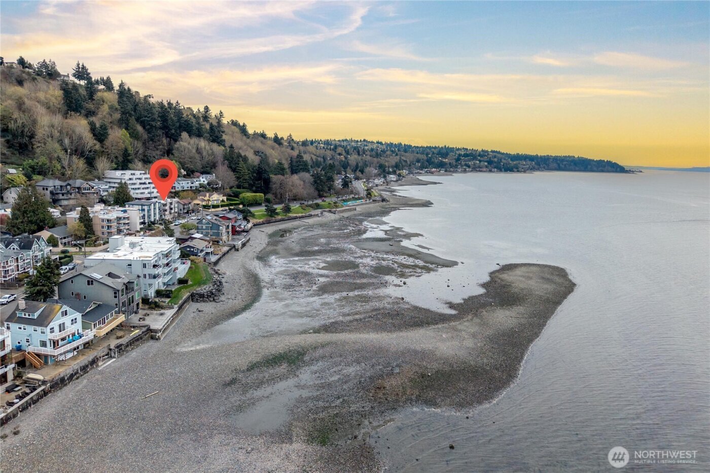 4226 Beach Drive SW #102, Seattle, WA 98116