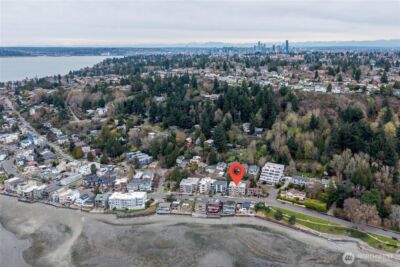 4226 Beach Drive SW #102, Seattle, WA 98116 - Photo 2