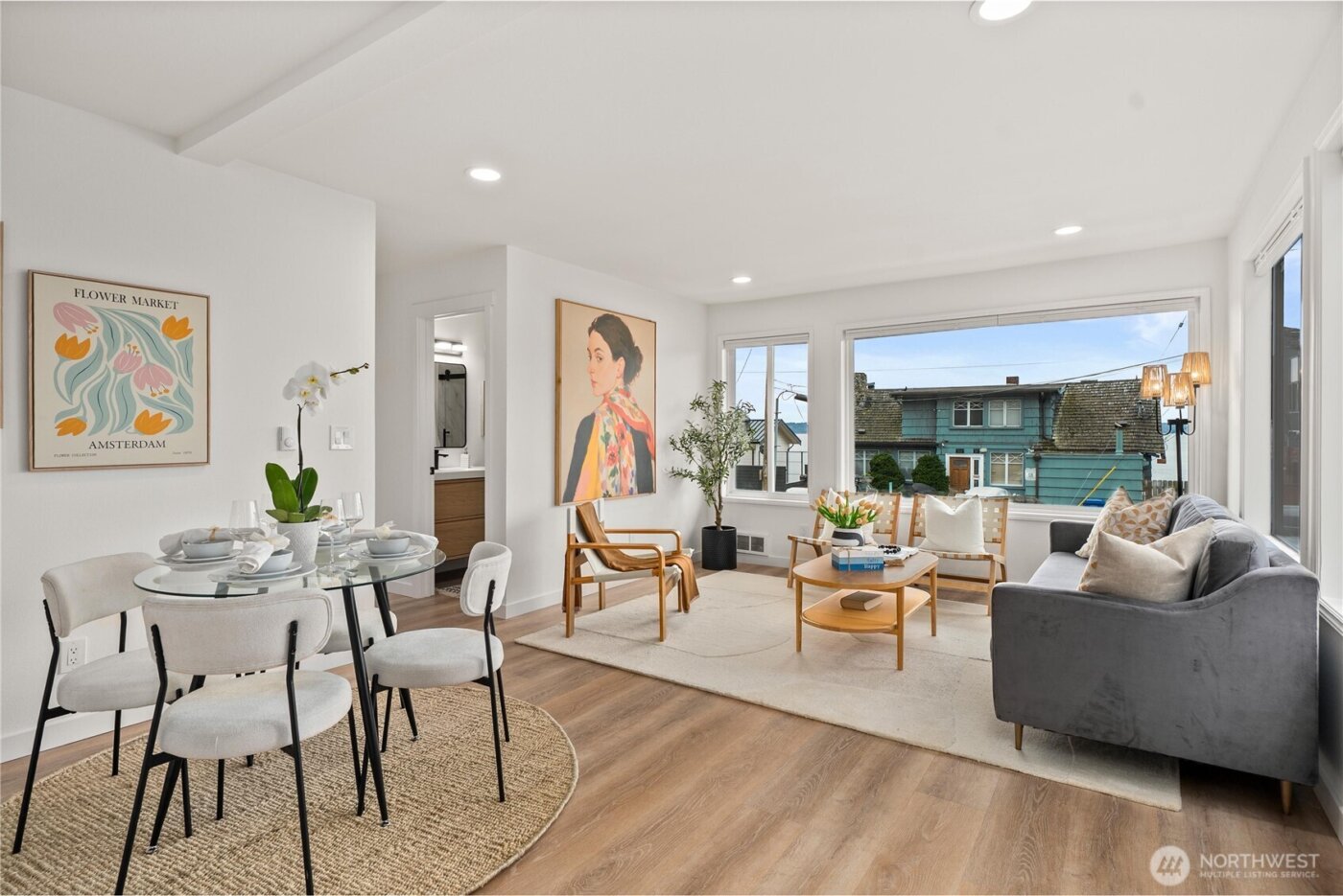 4226 Beach Drive SW #102, Seattle, WA 98116