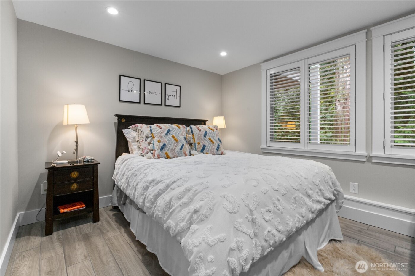 3227 103rd Place NE, Bellevue, WA 98004