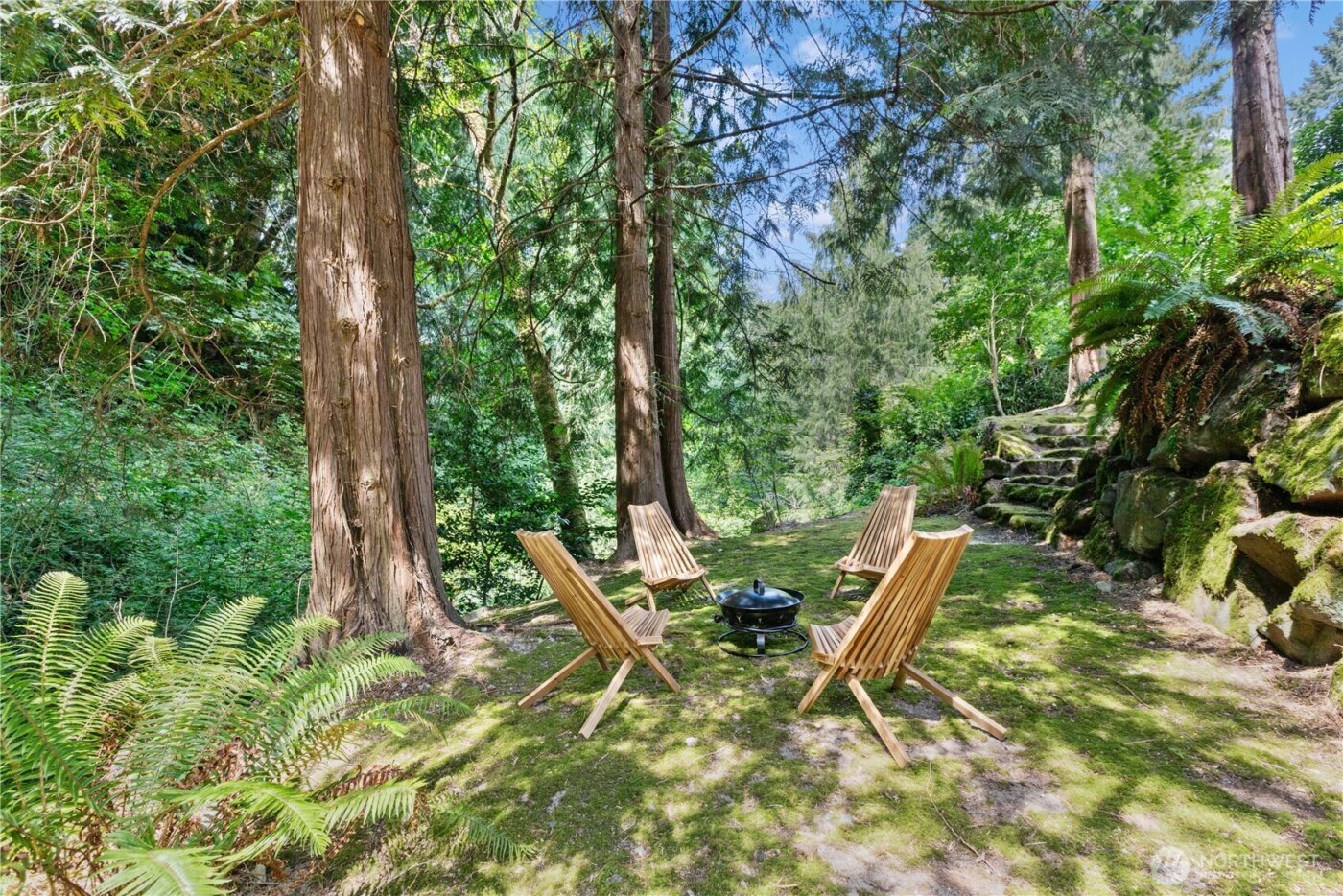 3227 103rd Place NE, Bellevue, WA 98004