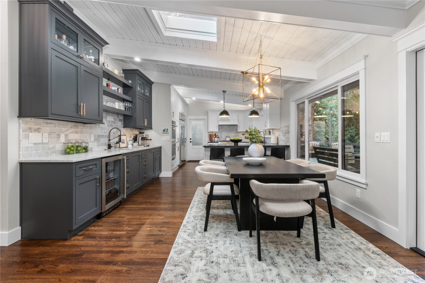 3227 103rd Place NE, Bellevue, WA 98004