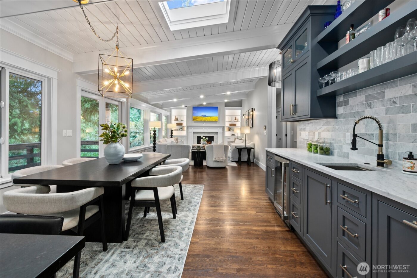 3227 103rd Place NE, Bellevue, WA 98004