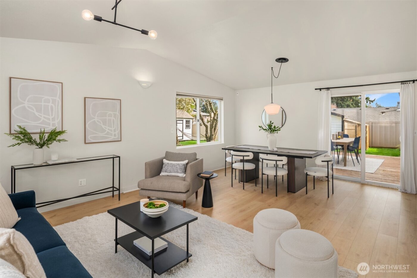 6717 193rd Street SW, Lynnwood, WA 98036