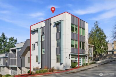 2001 13th Avenue W, Seattle, WA 98119-4429