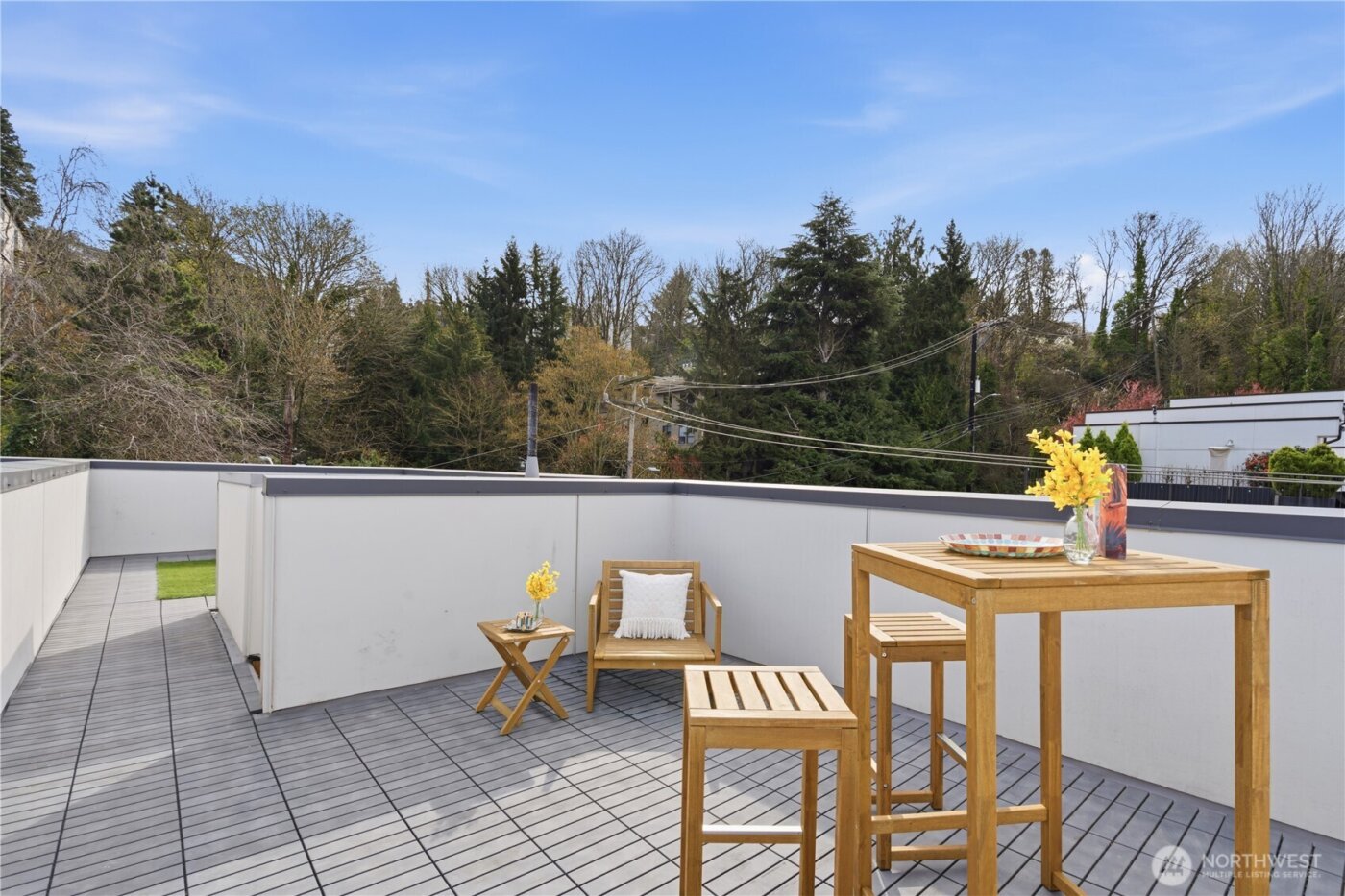 2001 13th Avenue W, Seattle, WA 98119-4429