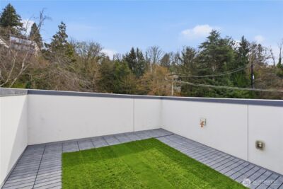 2001 13th Avenue W, Seattle, WA 98119-4429 - Photo 19