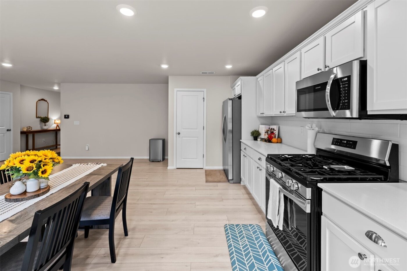 361 NE Ridge Point Boulevard , Belfair, WA 98528