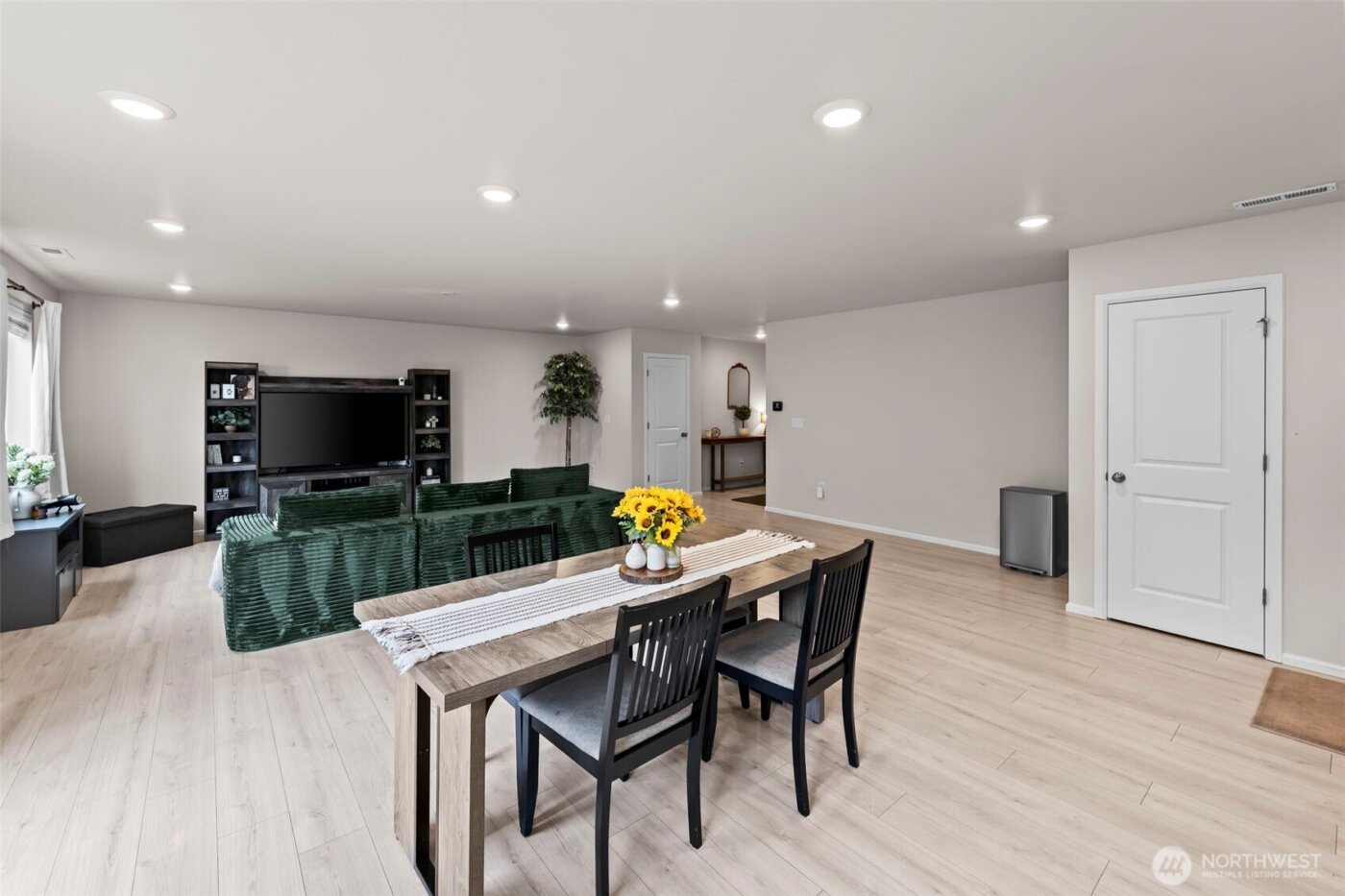 361 NE Ridge Point Boulevard , Belfair, WA 98528