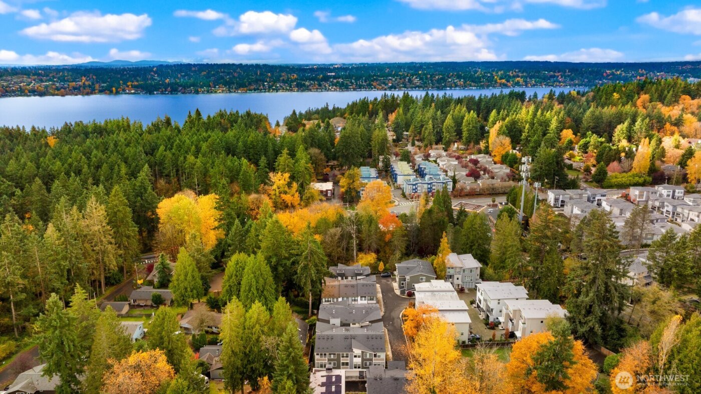 7829 NE 121st Lane #A, Kirkland, WA 98034