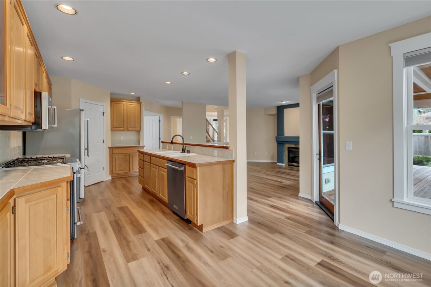 24918 161st Place SE, Covington, WA 98042