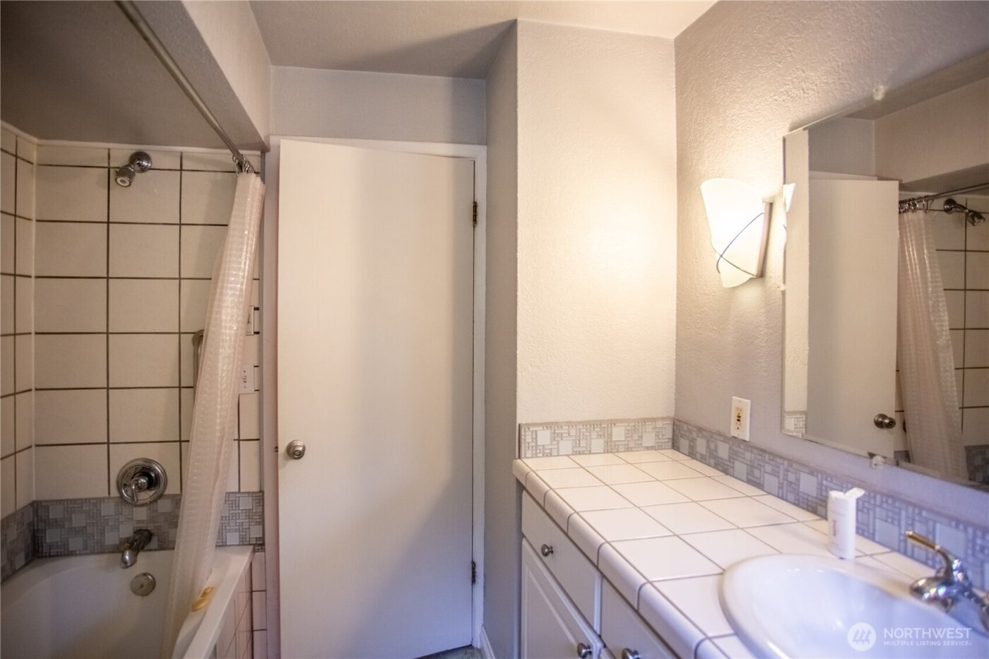 1825 Forest Hill Drive SE, Olympia, WA 98501