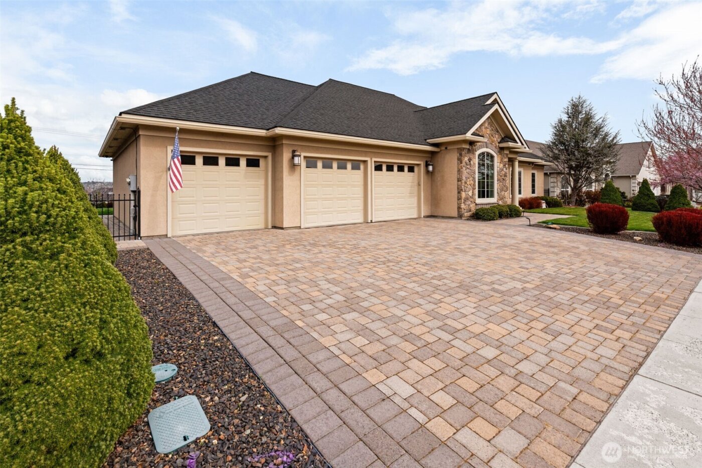 7505 Crestfields Road , Yakima, WA 98903