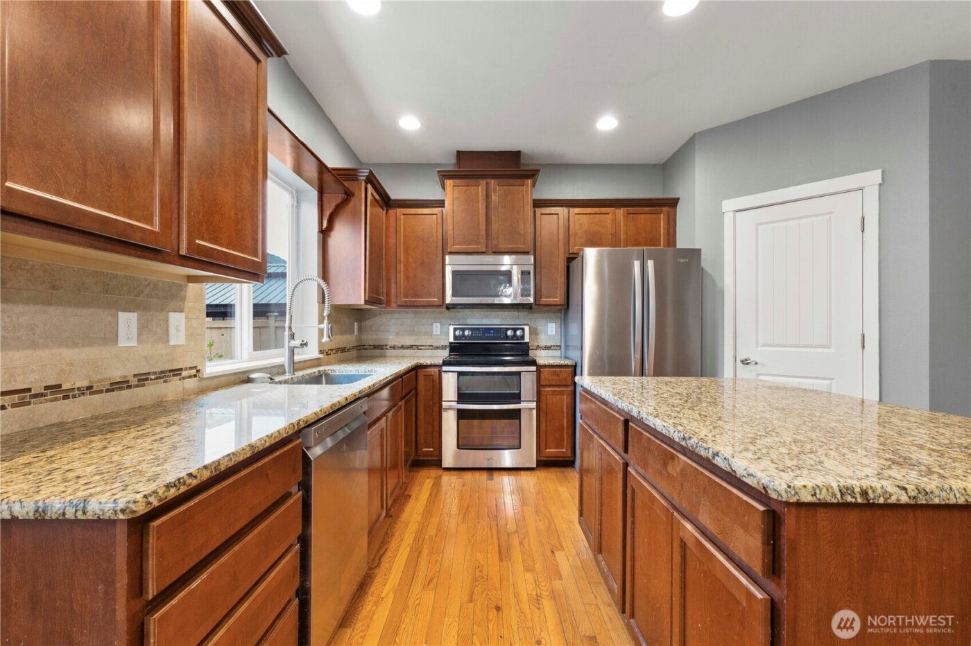 14447 98th Way SE, Yelm, WA 98597