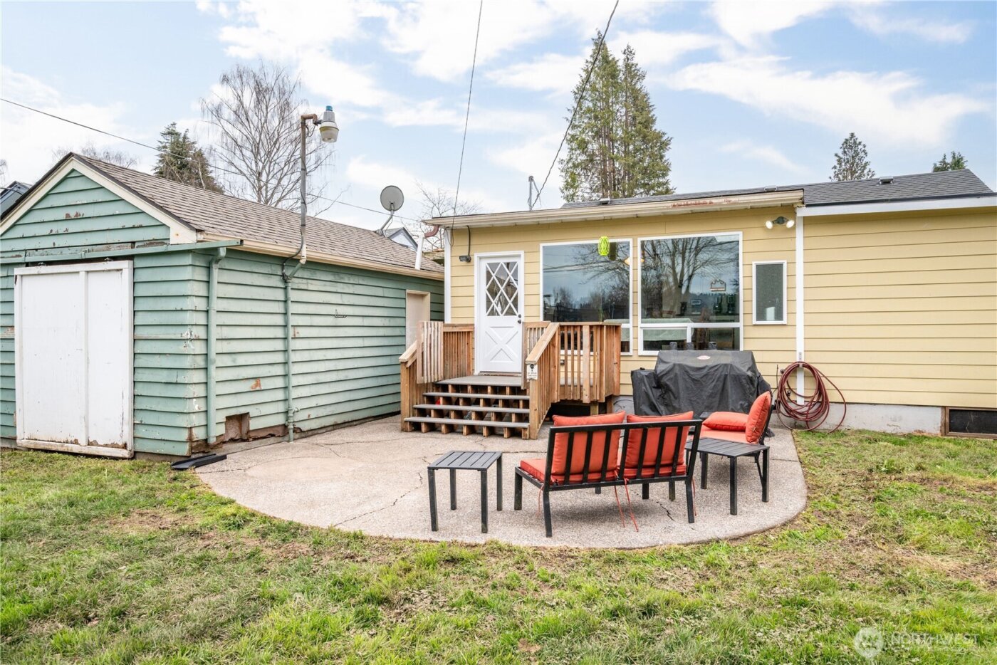 3102 Hemlock Street , Longview, WA 98632