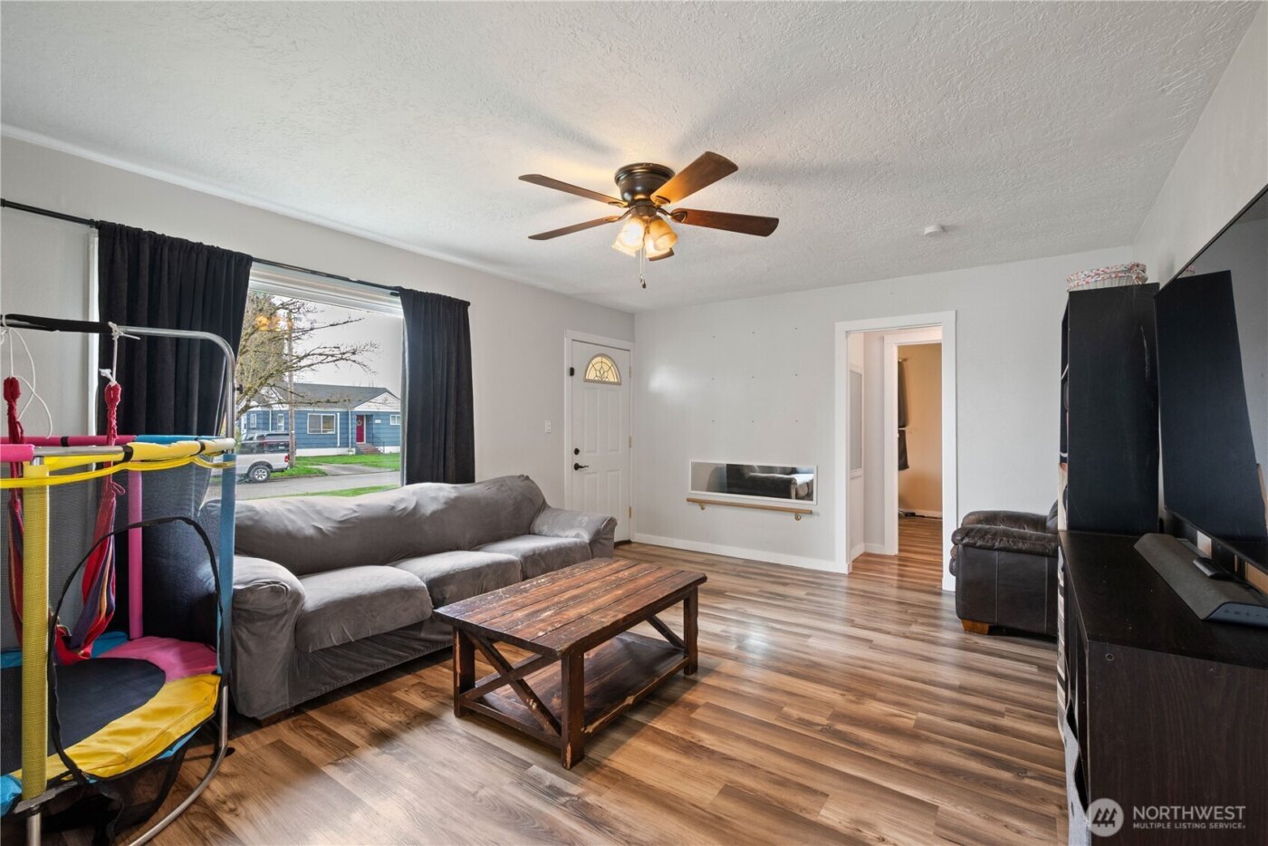 3102 Hemlock Street , Longview, WA 98632