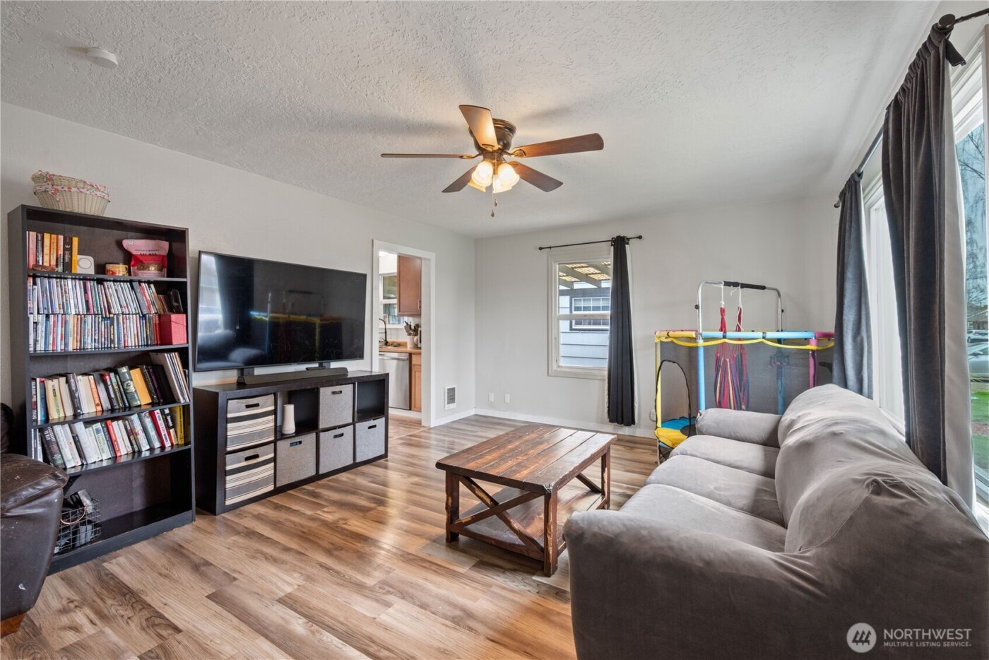 3102 Hemlock Street , Longview, WA 98632