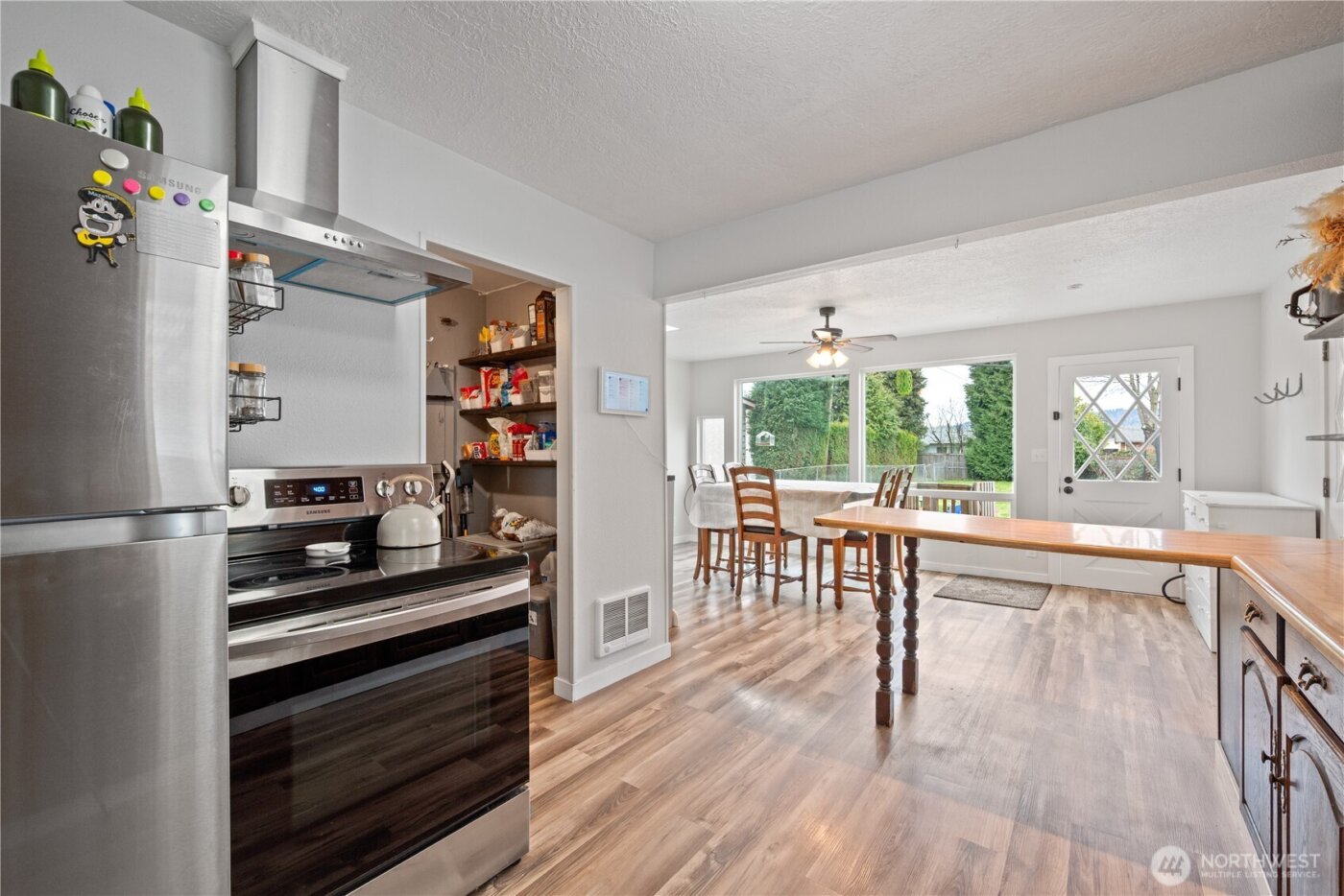 3102 Hemlock Street , Longview, WA 98632