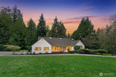 10235 Battle Point Drive NE, Bainbridge Island, WA 98110