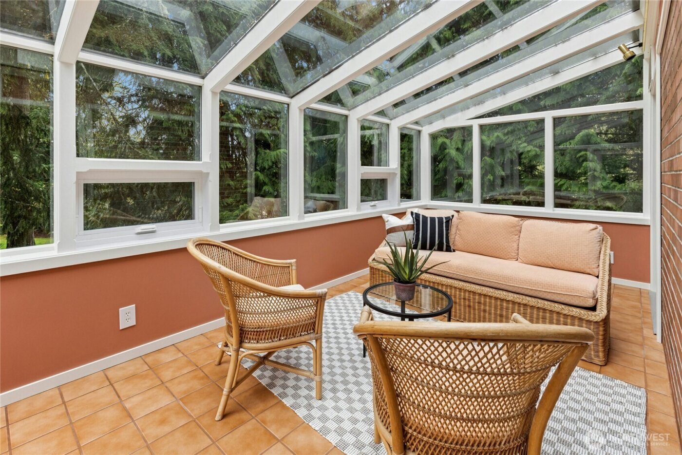 10235 Battle Point Drive NE, Bainbridge Island, WA 98110