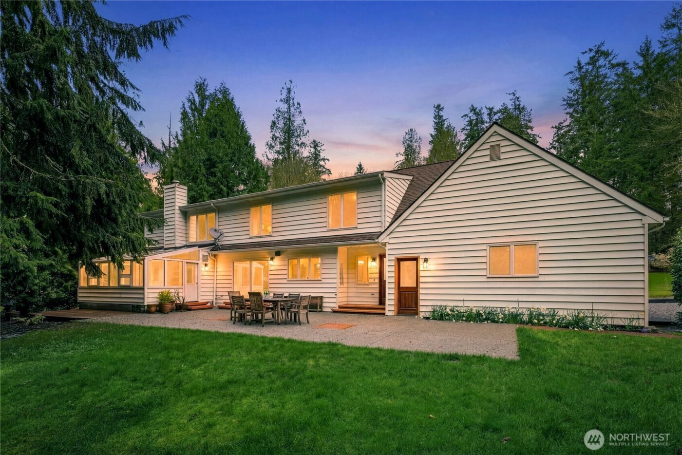 10235 Battle Point Drive NE, Bainbridge Island, WA 98110