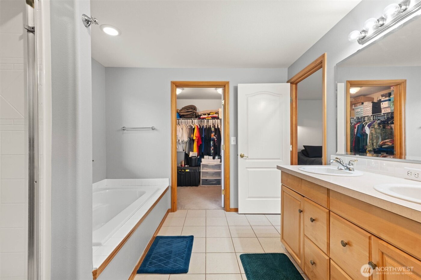 5647 Black Lake Boulevard SW, Olympia, WA 98512