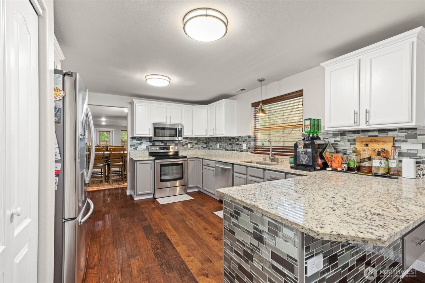 5647 Black Lake Boulevard SW, Olympia, WA 98512