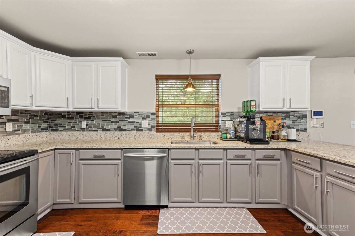 5647 Black Lake Boulevard SW, Olympia, WA 98512