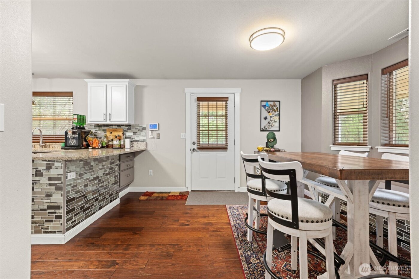 5647 Black Lake Boulevard SW, Olympia, WA 98512