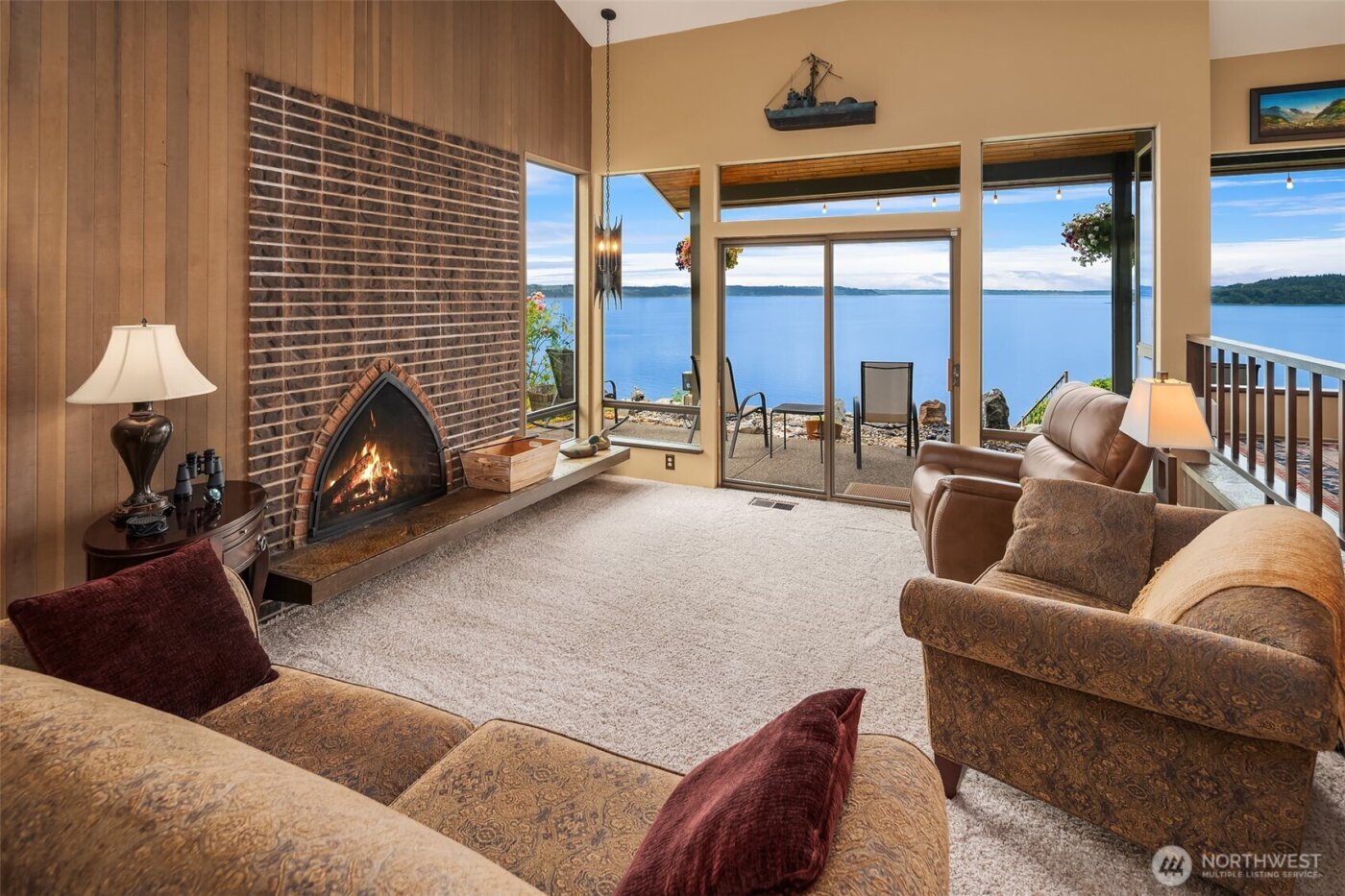 21553 1st Court S, Normandy Park, WA 98198-3007