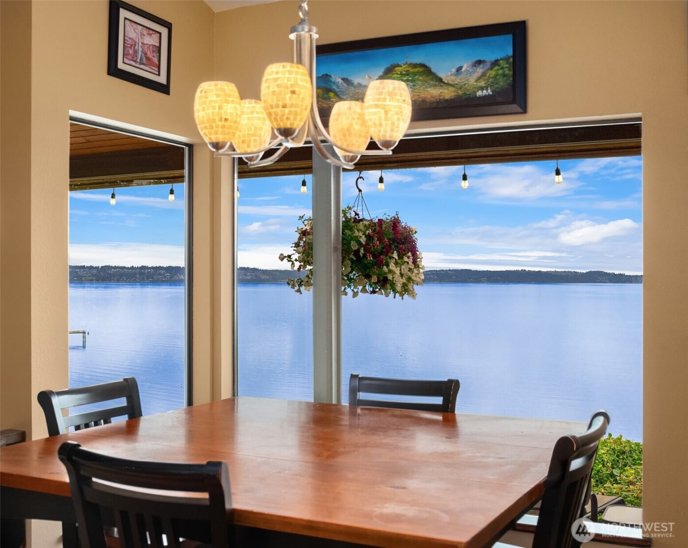 21553 1st Court S, Normandy Park, WA 98198-3007