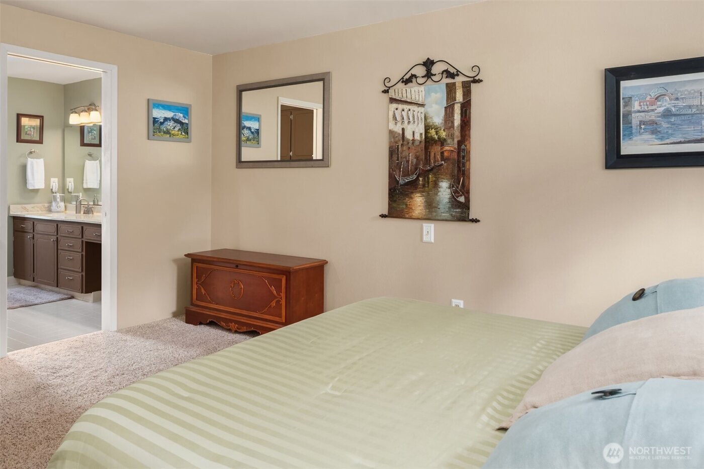 21553 1st Court S, Normandy Park, WA 98198-3007