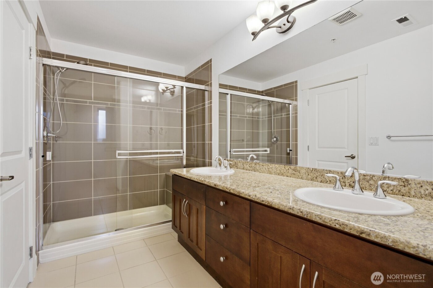 2115 201st Place SE #B2, Bothell, WA 98012