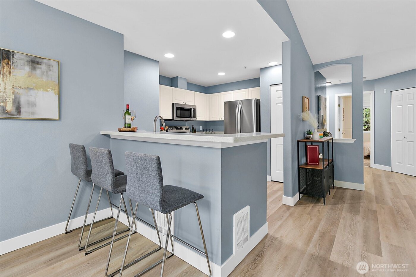 18505 SE Newport Way #C214, Issaquah, WA 98027