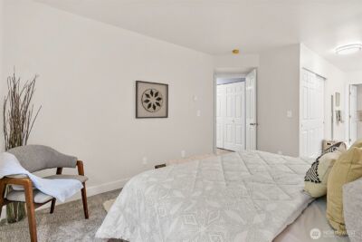 18505 SE Newport Way #C214, Issaquah, WA 98027 - Photo 20