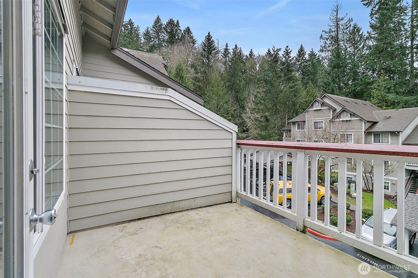 18505 SE Newport Way #C214, Issaquah, WA 98027