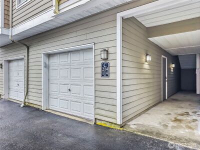 18505 SE Newport Way #C214, Issaquah, WA 98027 - Photo 26