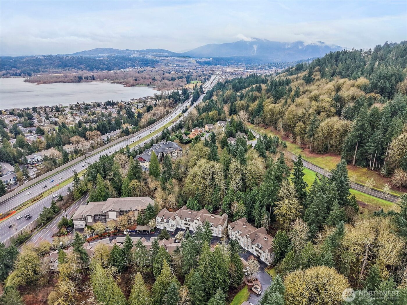 18505 SE Newport Way #C214, Issaquah, WA 98027