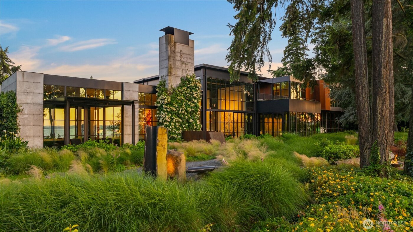 61625 RS Undisclosed , Bellevue, WA 98004