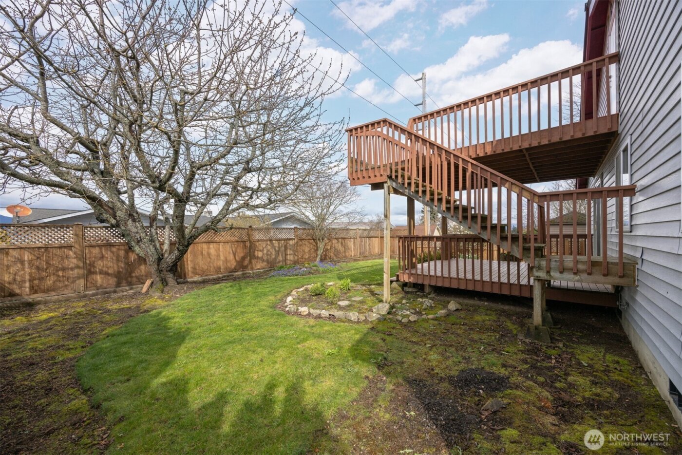 3412 W 4th St , Anacortes, WA 98221