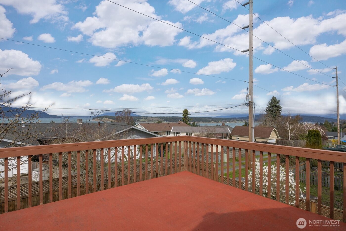 3412 W 4th St , Anacortes, WA 98221