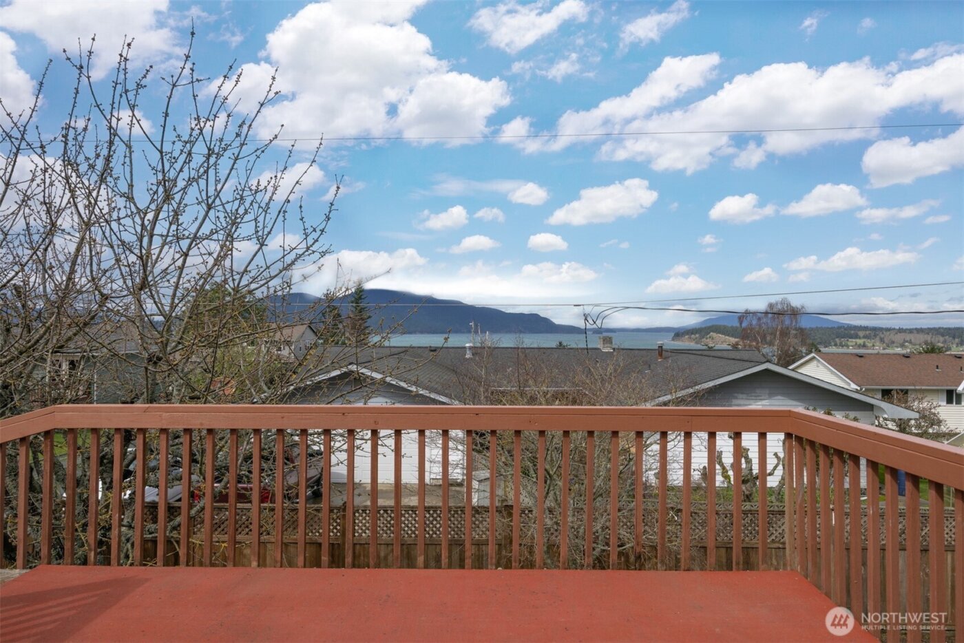 3412 W 4th St , Anacortes, WA 98221