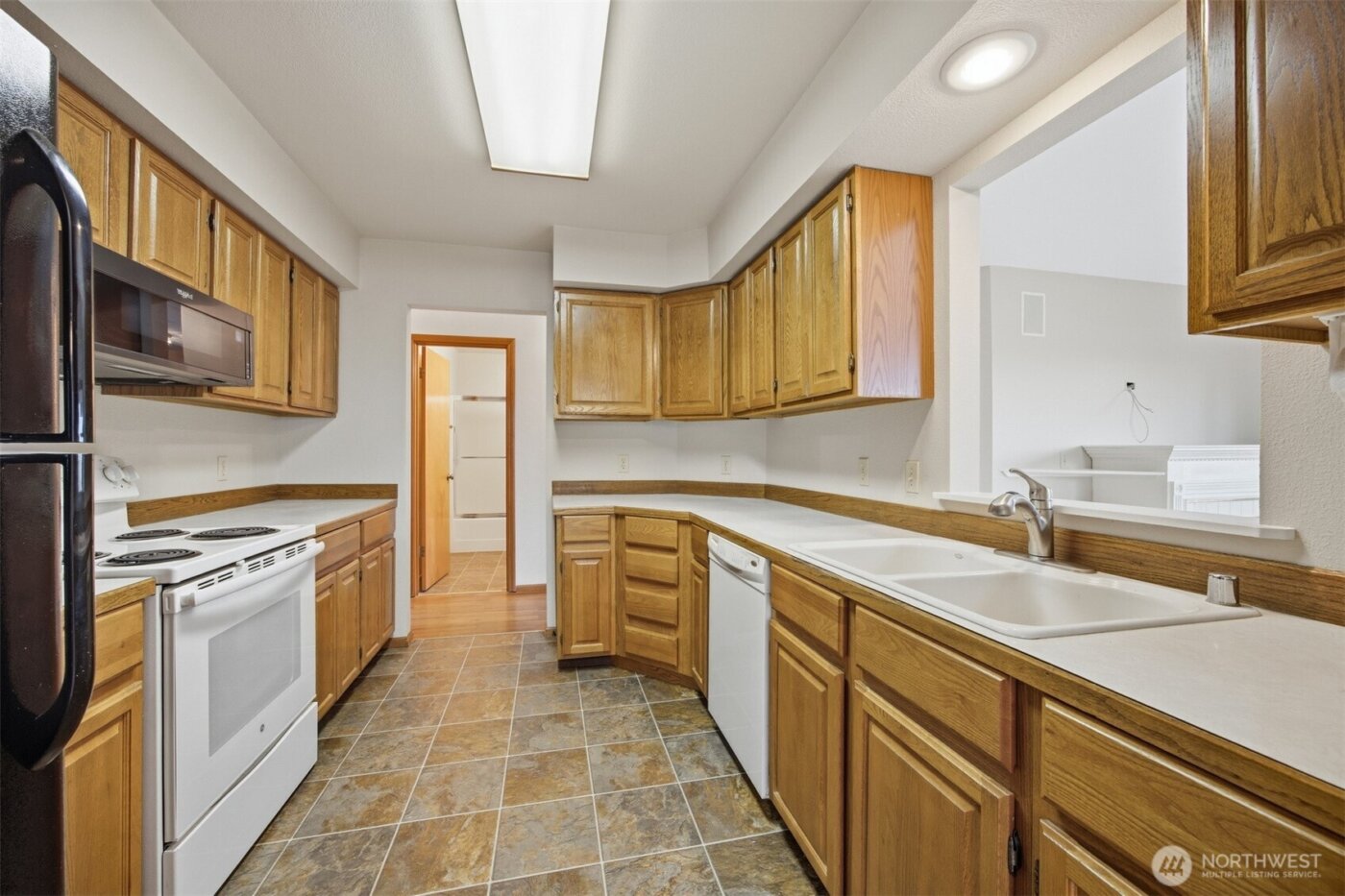 3412 W 4th St , Anacortes, WA 98221