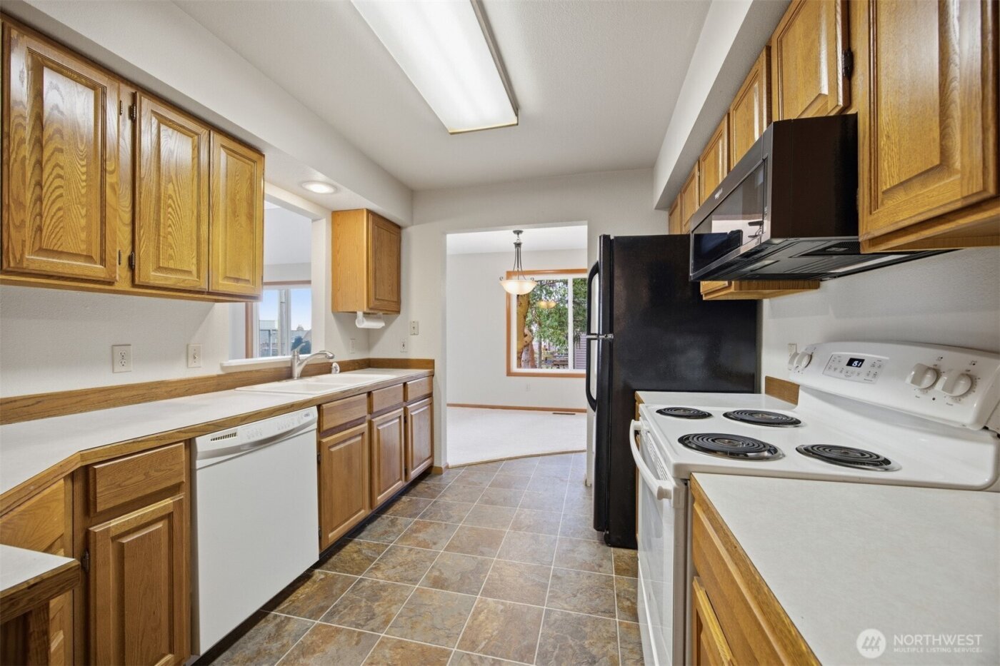 3412 W 4th St , Anacortes, WA 98221