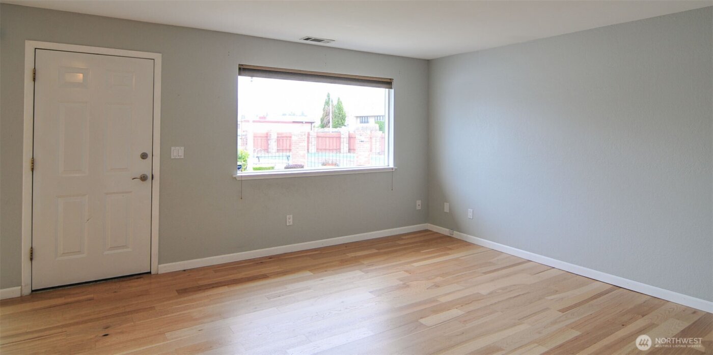 100 Simon Street #17, East Wenatchee, WA 98802