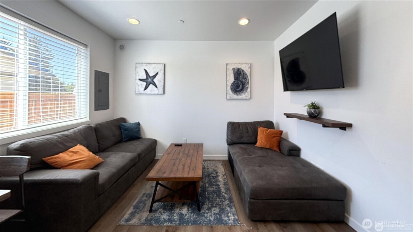 890 Magellan Avenue NE #3, Ocean Shores, WA 98569